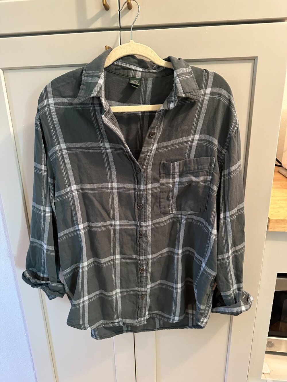 Wild Fable Size M Button Down